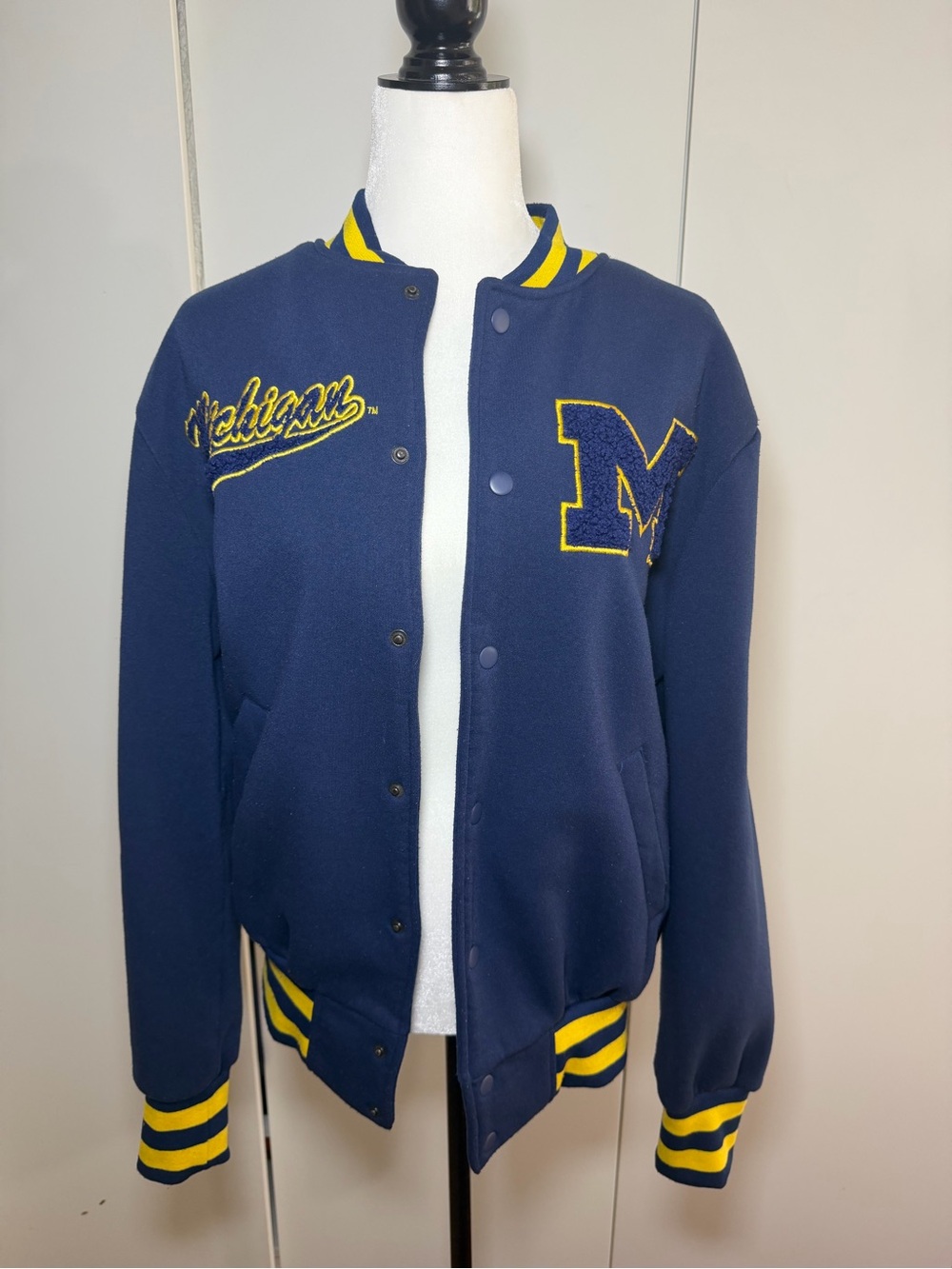 Official University Michigan Varsity Bomber Jacket -Medium unisex